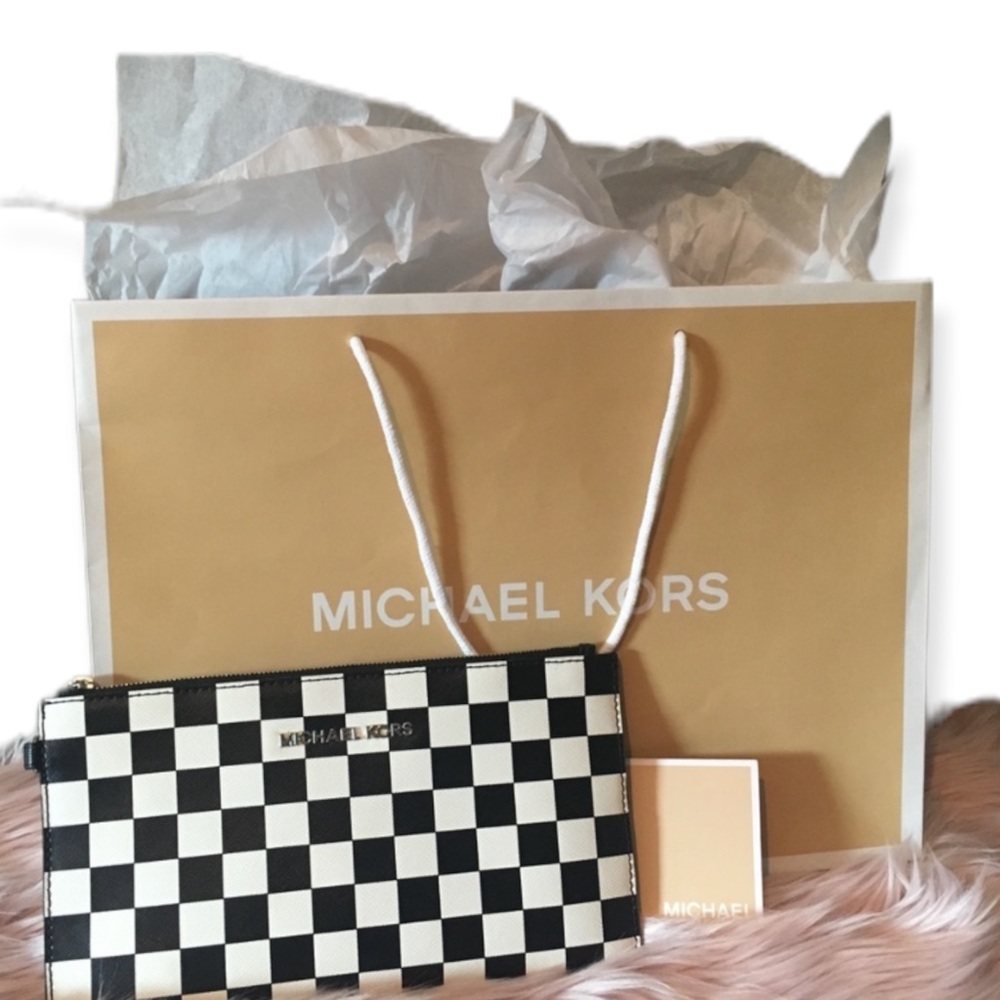 ✨HOST PICK✨Michael Kors clutch